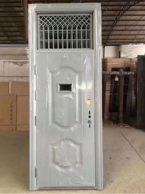 莲湖学校教室门 莲湖学校教室门