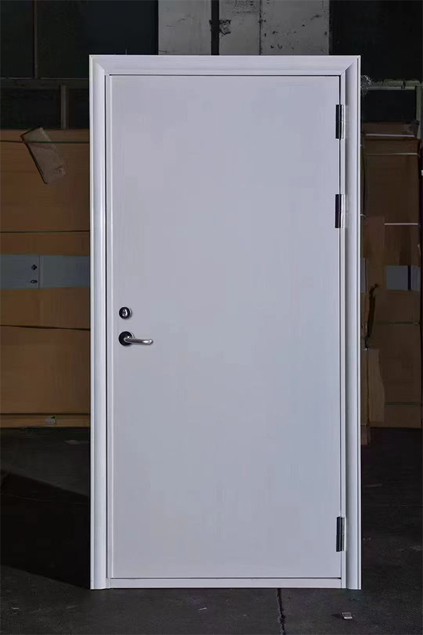 社区活动中心加装莲湖防火门保障居民安全 社区活动中心加装莲湖防火门保障居民安全